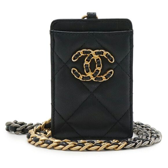 Chanel Lambskin Matelasse Card Case - Picture 1 of 6